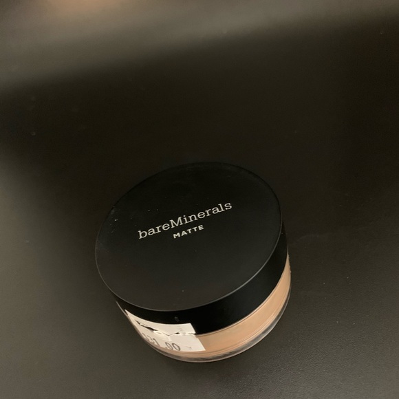 Bare Minerals Matte Powder Foundation Golden Tan20 - Picture 2 of 4